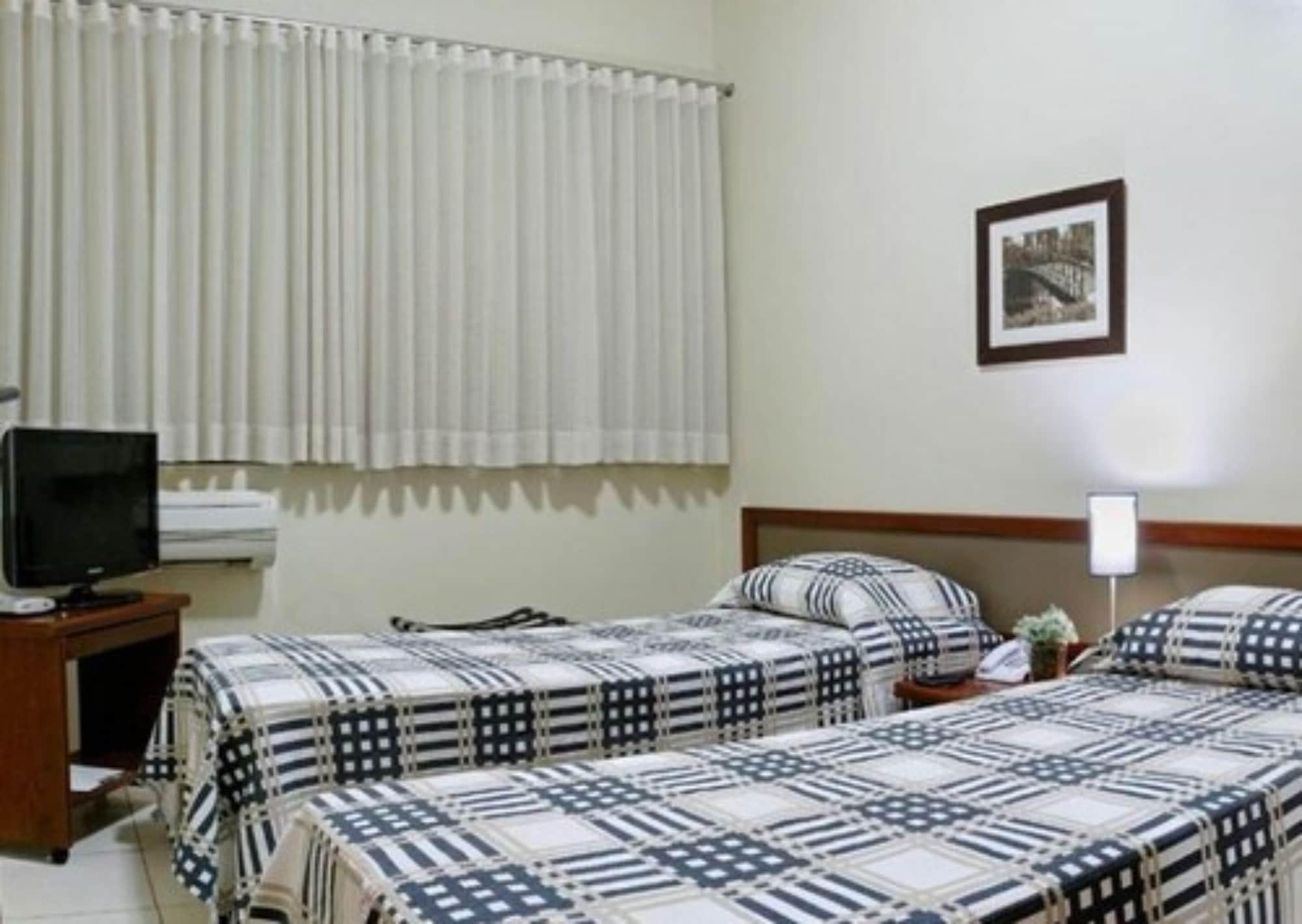 Hotel Flat Bassano Vaccarini Ribeirão Preto Eksteriør bilde