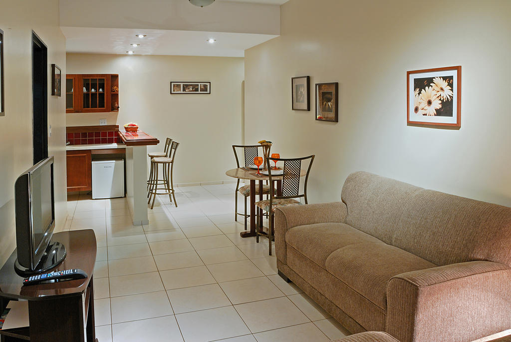 Hotel Flat Bassano Vaccarini Ribeirão Preto Eksteriør bilde
